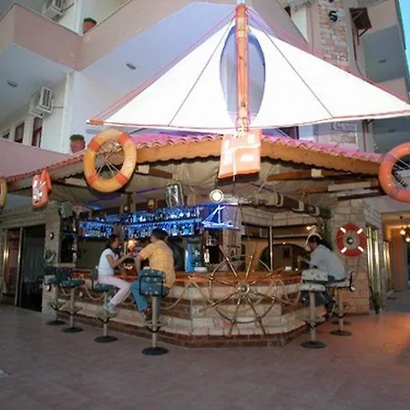 Hotell Adonis 2*